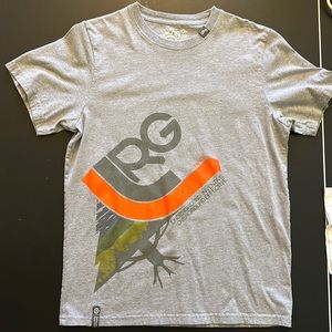 LRG streetwear shirt